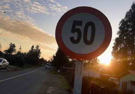 Congreso despacha ley que reduce el límite de velocidad en zonas urbanas