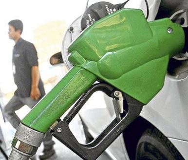 Hace ya varias semanas el día jueves viene siendo de pesadilla para los automovilistas chilenos y esta película de terror llamada ‘precio de los combustibles’ parece no tener pronto final.