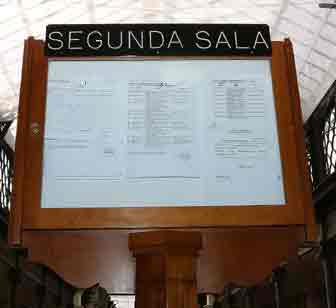 Suprema confirma libertad condicional para otros dos condenados por crímenes de lesa humanidadLos beneficios otorgados a Emilio de la Mahotiere González y Moisés Retamal Bustos se suman a los cinco concedidos por el máximo tribunal hace dos días.