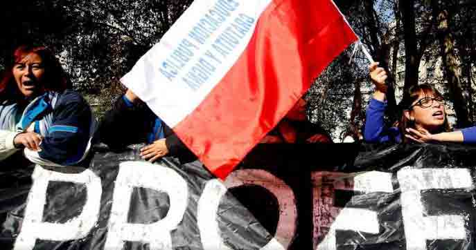 Colegio de Profesores hace llamado a paro nacional en rechazo al proyecto de Nueva Educación Pública.